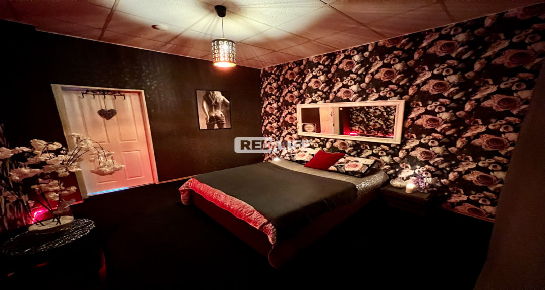 2 luxus priv&aacute;t lak&aacute;s &eacute;s