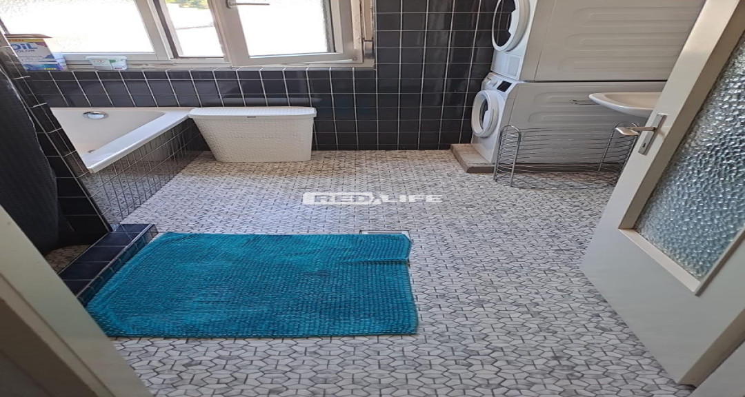 Známe, no diskrétne prostredie s