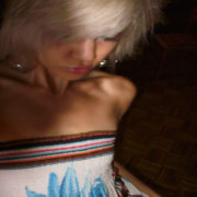 Leila25