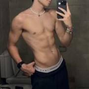 Youngcore23