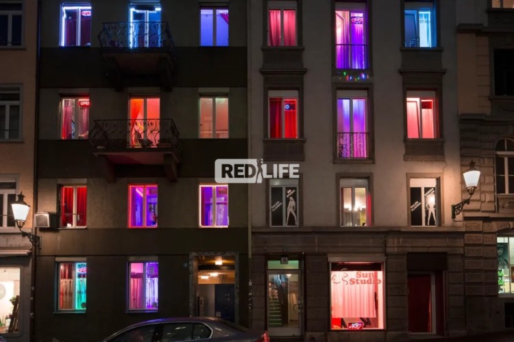 kabínová práca Laufhaus Zürich vysoké